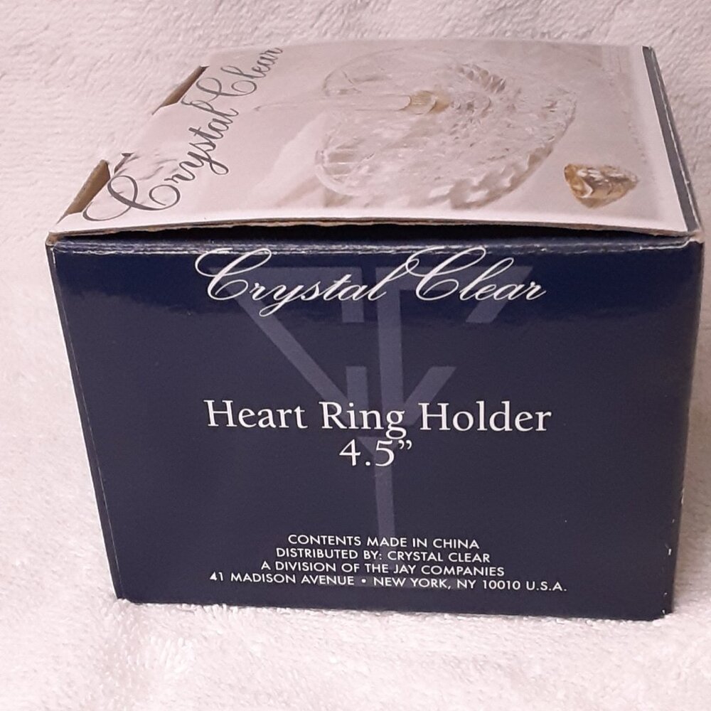 HOST PICK!! NEW Heart-shaped clear glass ring holder - Picture 7 of 8